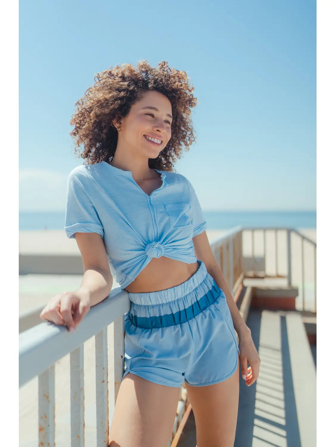 Color Blocked Active Shorts